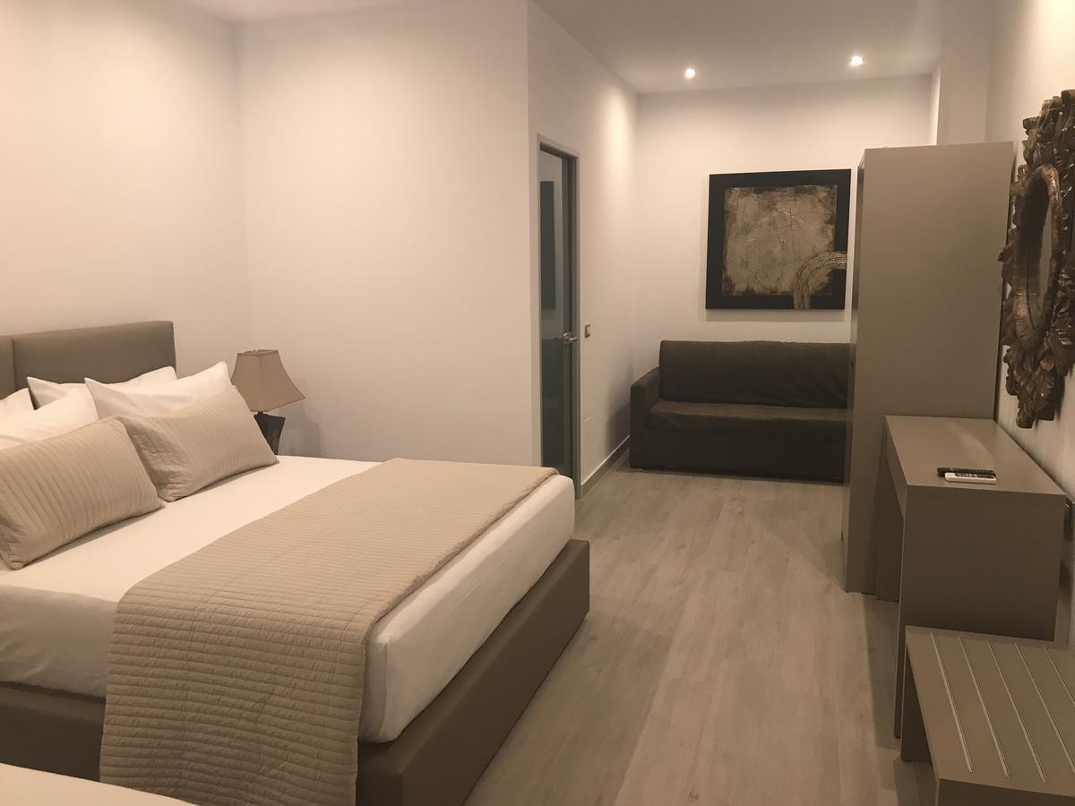 Golden View Hotel